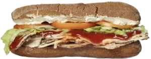 SUPER JIMMY_ porchetta del Ponte di Ariccia, iceberg, formaggio spalmabile, pomodoro, salsa BBQ